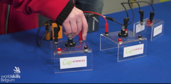 Steam by skills : Comprendre un circuit électrique (Cap Science)