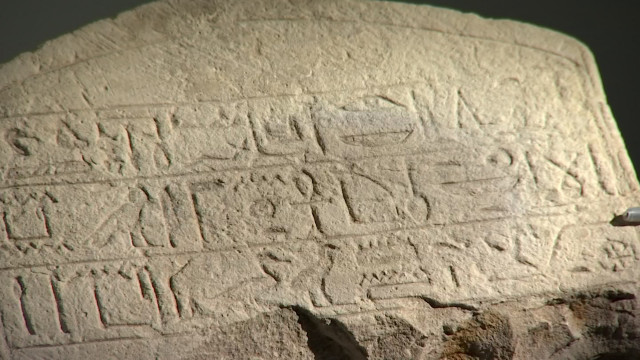 Des hiéroglyphes au Grand Curtius