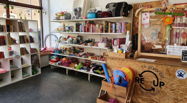 Une nouvelle boutique de seconde main dédiée aux enfants ouvre à Saint-Léonard