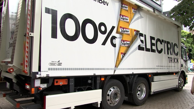 Livraisons par camion 100% électrique pour  AB InBev 